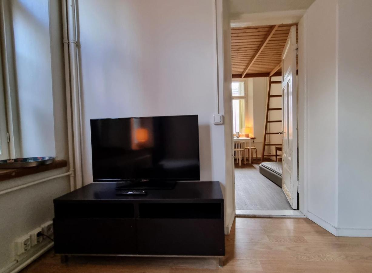 4 Blocks From Stockmann Apartment Helsinki Exterior foto