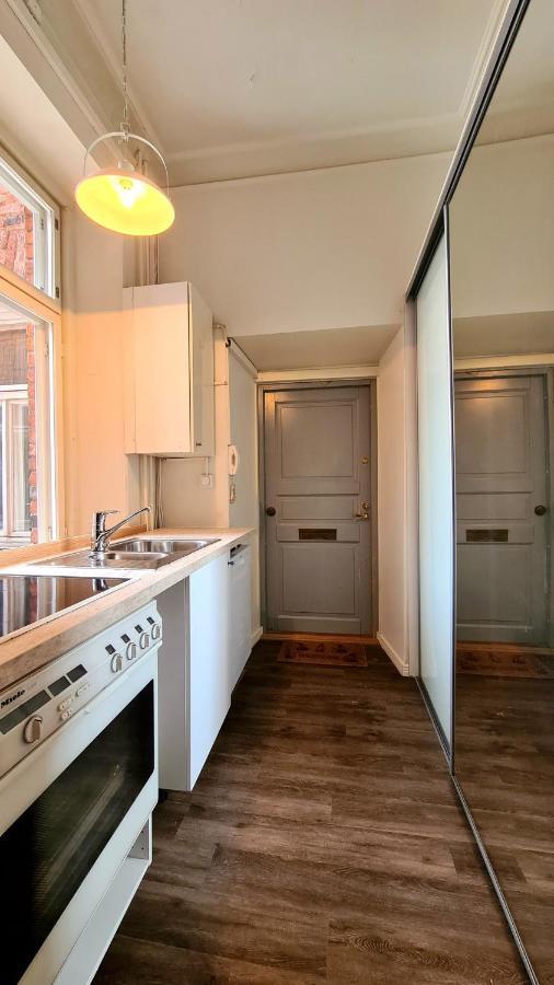 4 Blocks From Stockmann Apartment Helsinki Exterior foto